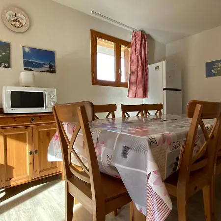 Apartment Bel 4 Pieces Pour 8 Pers, Balcon, A 100m Des Pistes, - Fr-1-265-177 *